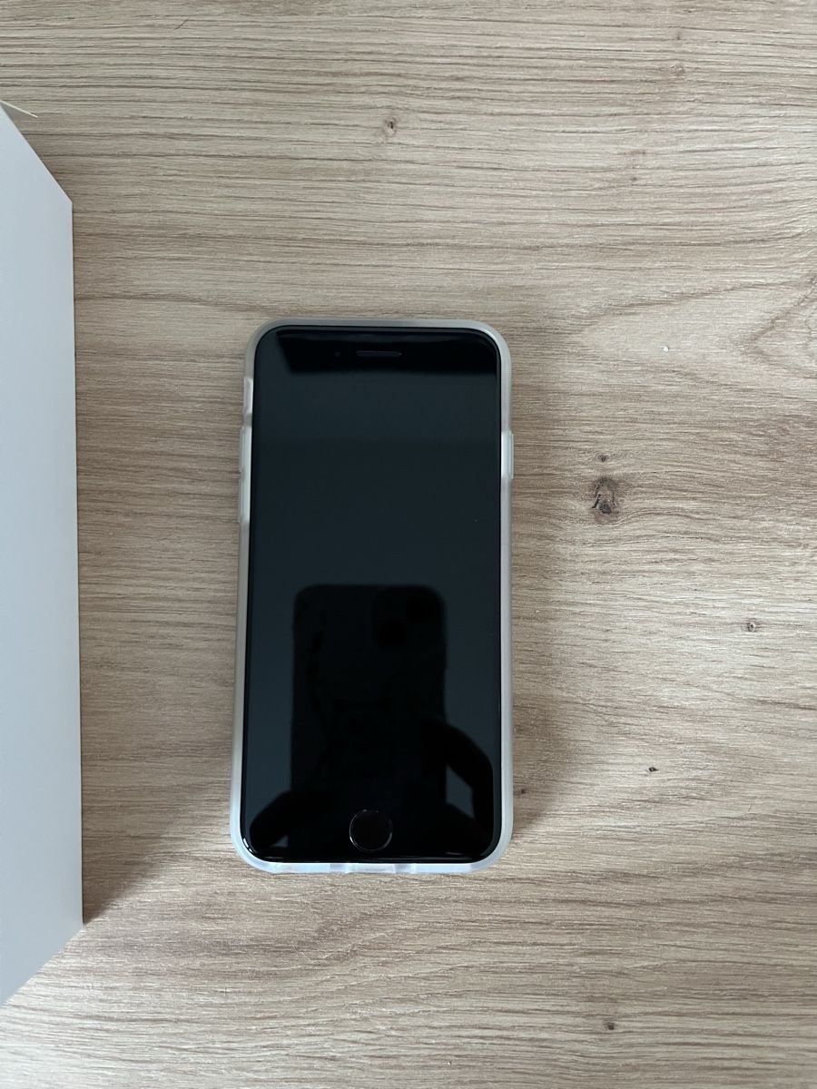 Apple Handys / Smartphones:     Reenova iPhone SE (3. Generation, 2022), 128 – Neu (gemäss Beschreibung) aus Chur von Cougar1998 1