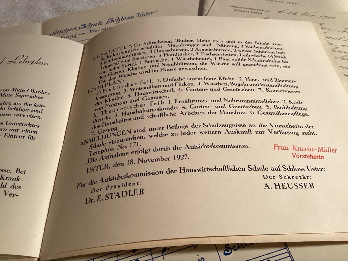 Dokumente: USTER Hauswirtschaftliche schule 7 documents 1940 – Gebraucht aus Luc (Ayent) von Rebouille 8