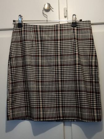 Skirt by H&M