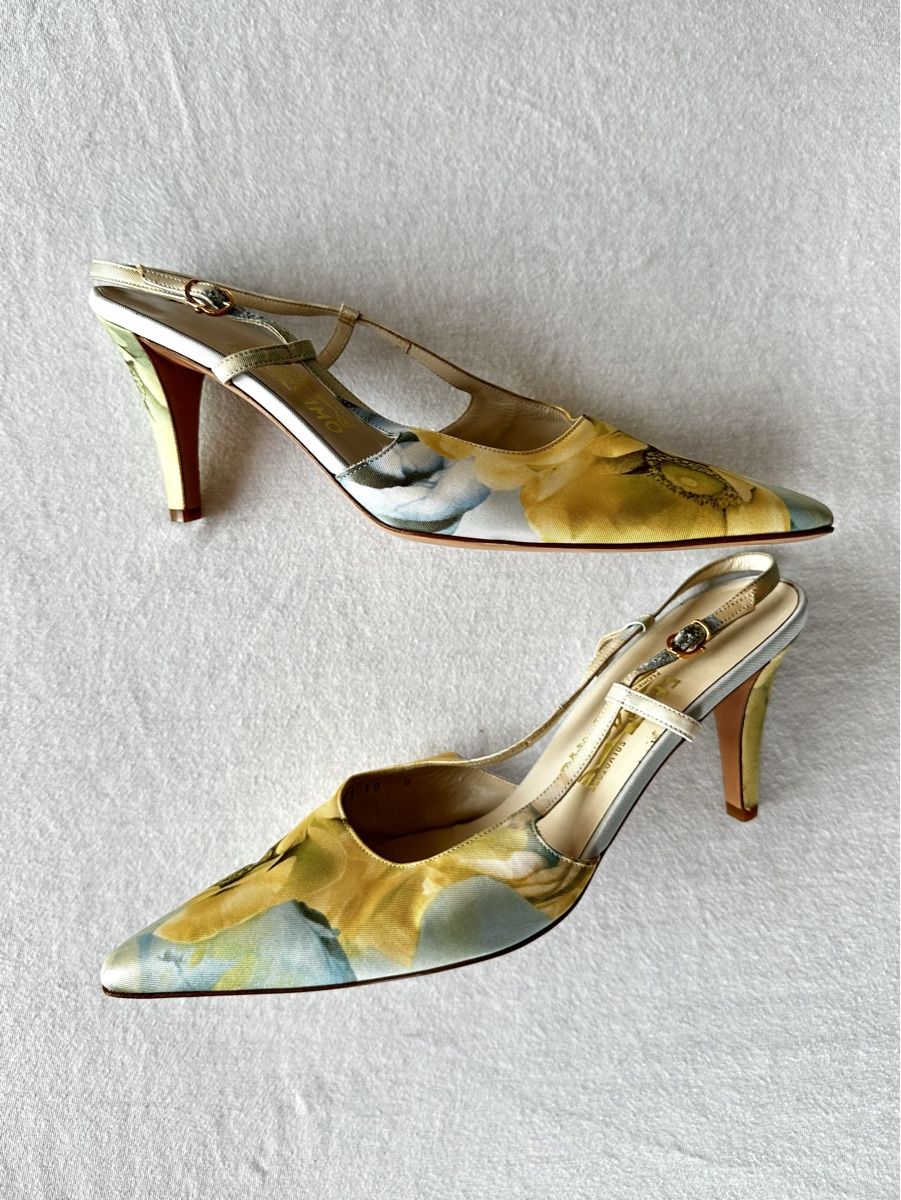 Kleiderpakete: Salvatore Ferragamo Floral Set – Gebraucht aus Baden von GregK02 9