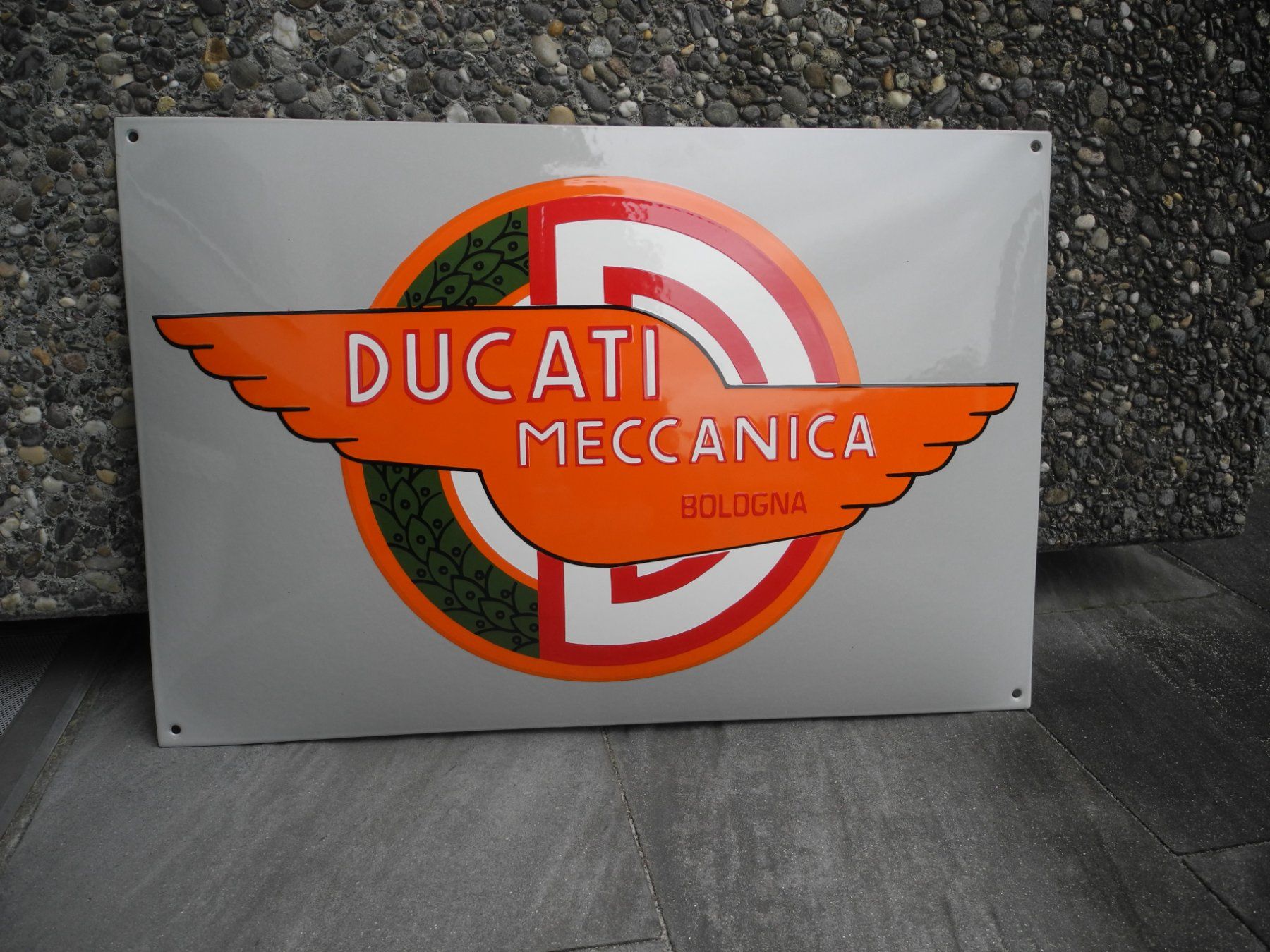 Ducati Insegne: GROSSES DUCATI EMAILSCHILD – Nuovo (secondo la descrizione) da Reinach AG venduto da Huckleberrysix 2