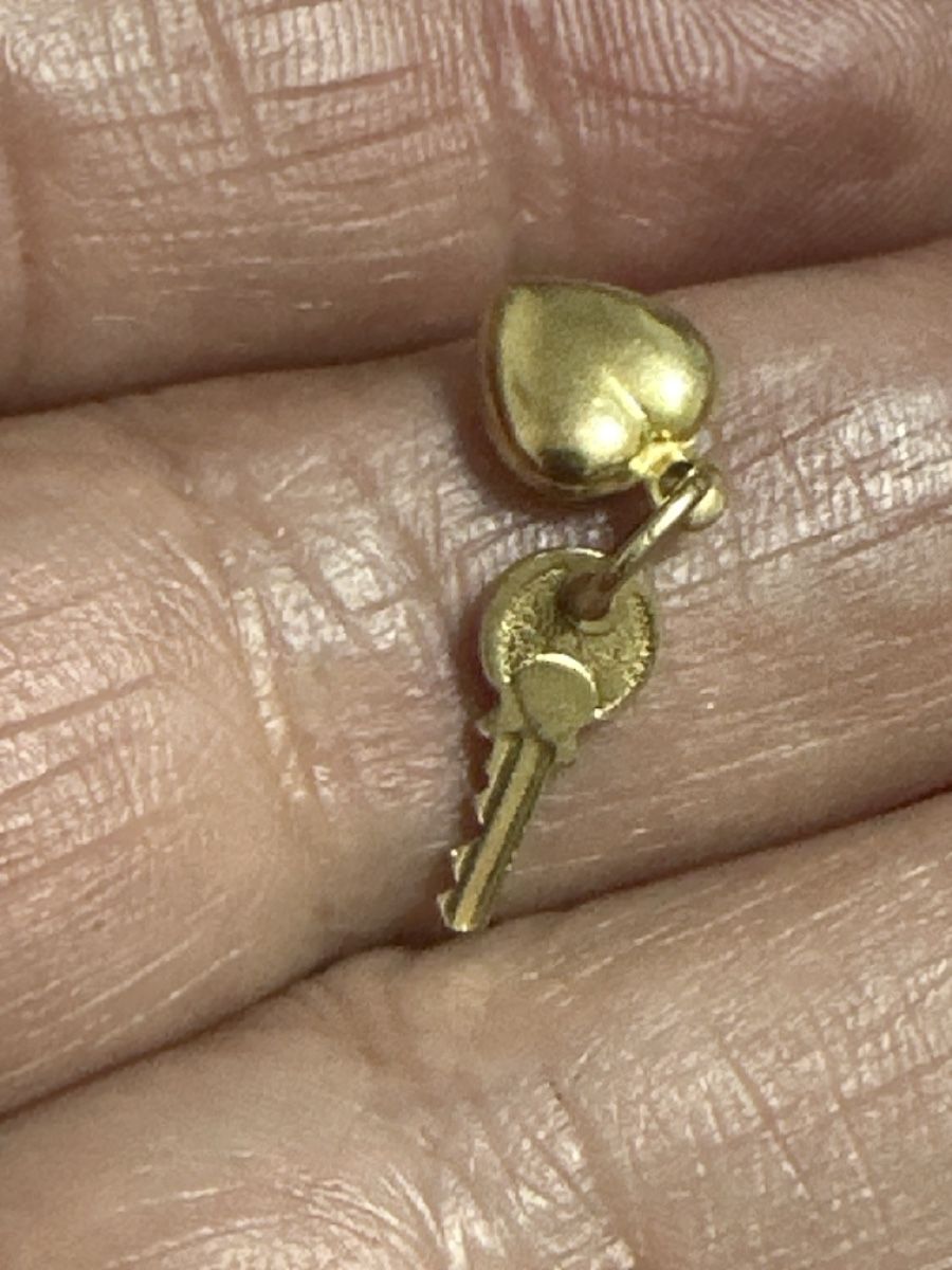 Ciondoli: Pendentif en or 18 carats – Usato da Montreux venduto da Pipo7878 2