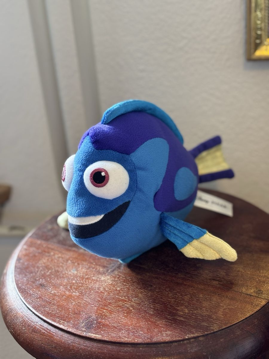 Disney Giocattoli: Dorie Disney Pixar Plüschtier – Usato da Winterthur venduto da JAKU.SPACE