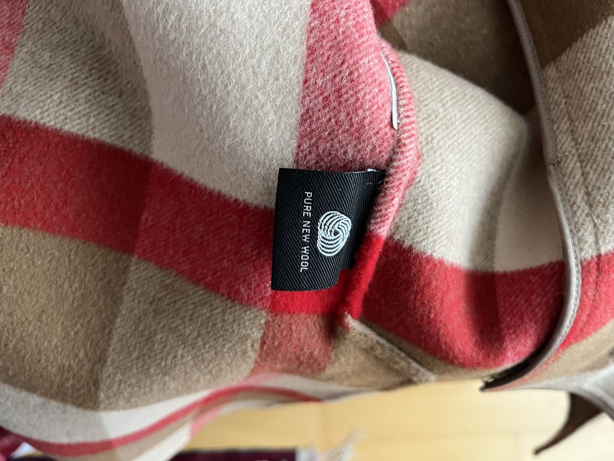 Max Mara Cappotti: Mantel Max Mara Weekend Gr38 – Nuovo (secondo la descrizione) da Lostorf venduto da mar_p6gl 4