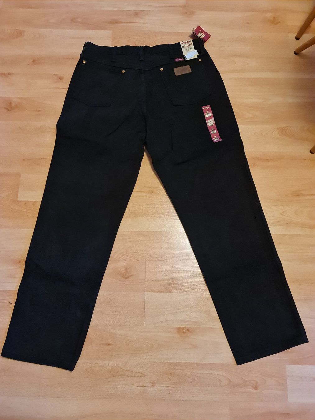 Jeans: Wrangler Realaxed Shadow Black W38/L32 – Neu (gemäss Beschreibung) aus Embrach von Ta89 1