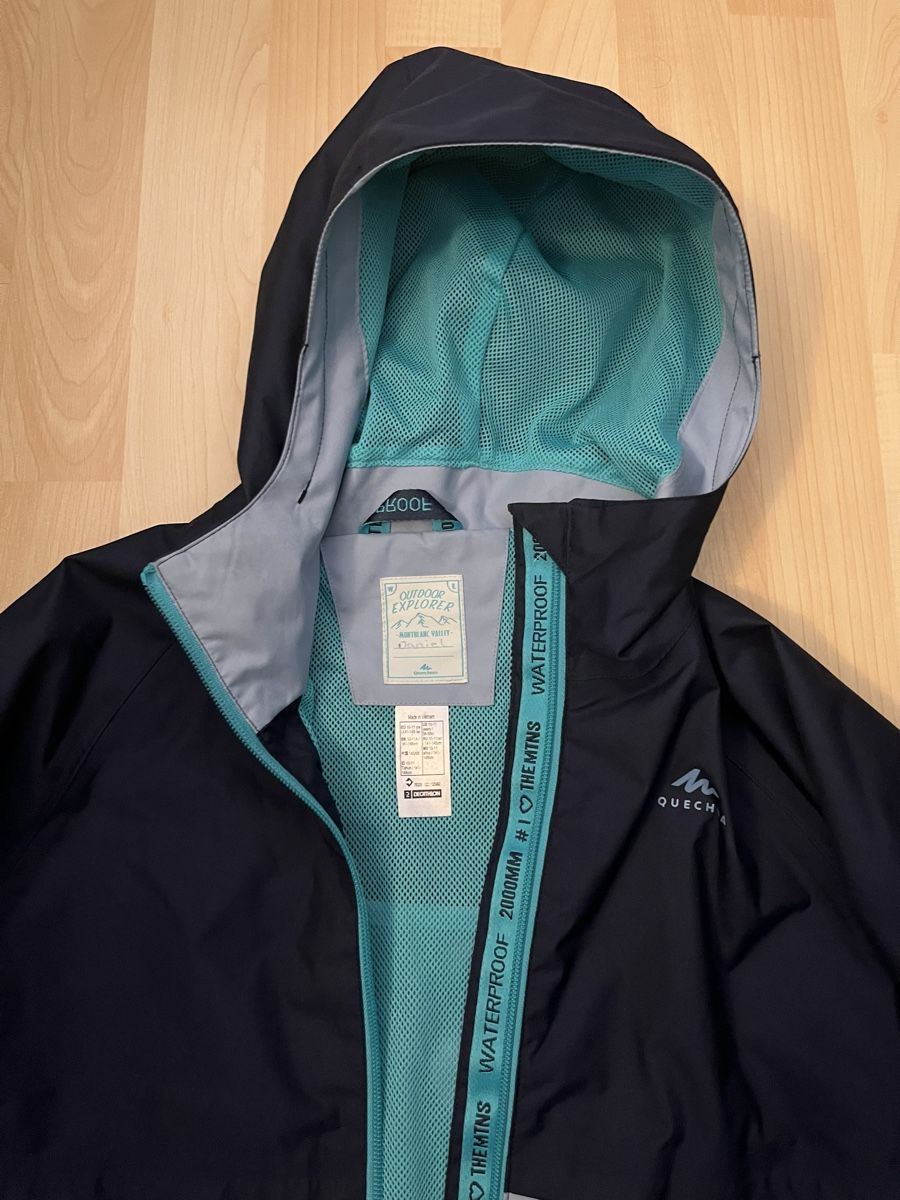 Decathlon Giacche & Cappotti: Quechua Waterproof Jacket, Size 10-11 Years, Great Condition – Usato da Emmenbrücke venduto da vic_nx9v 1