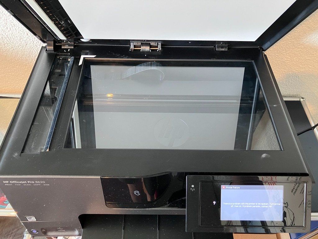 Hewlett Packard Drucker: Drucker HP Officejet Pro 8620 defekt – Defekt aus Fislisbach von Promo 2