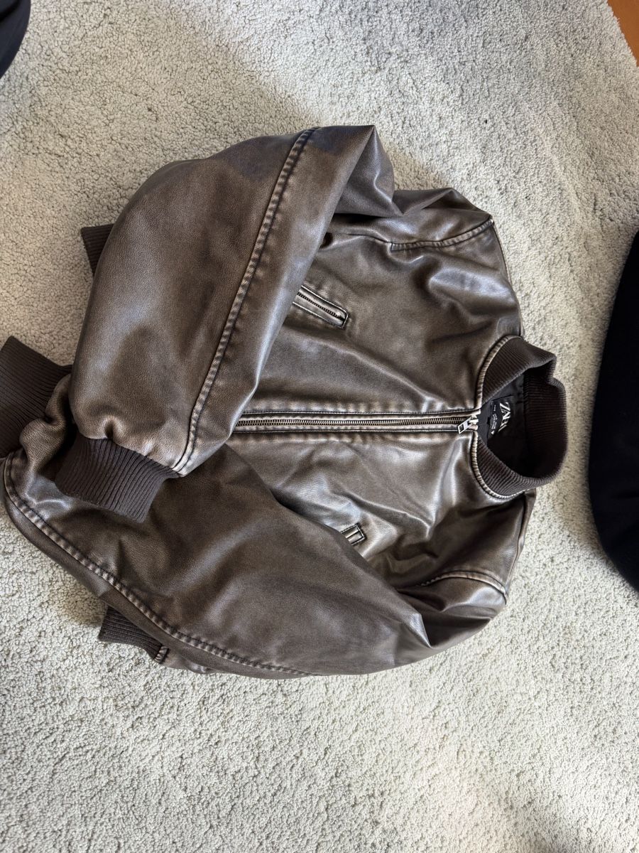 Giacche: ZARA Bomber Jacket  – Usato da Männedorf venduto da sop_my77