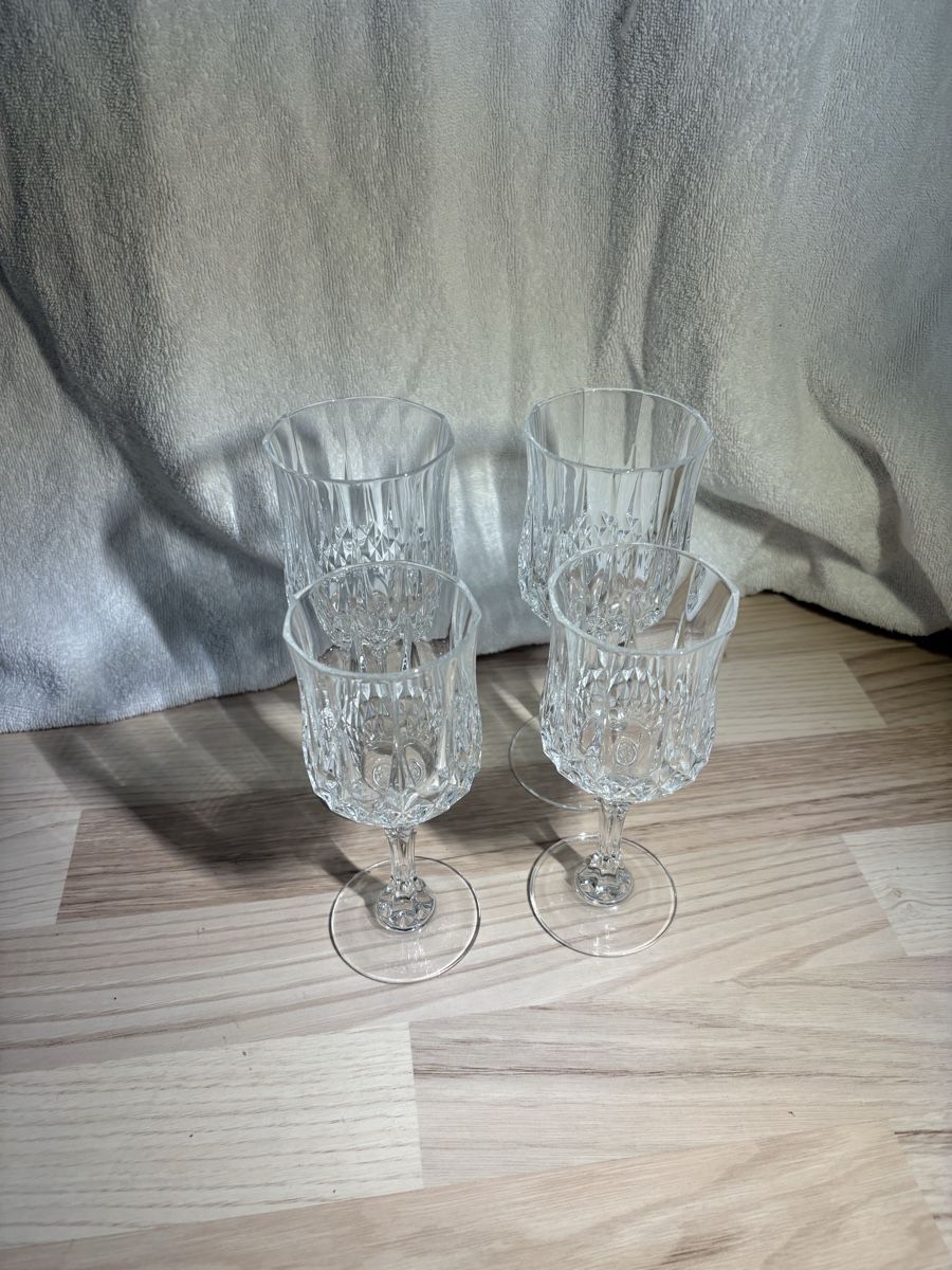 Gläser: 4 coupes de vin cristal  – Gebraucht aus Cugy FR von K78