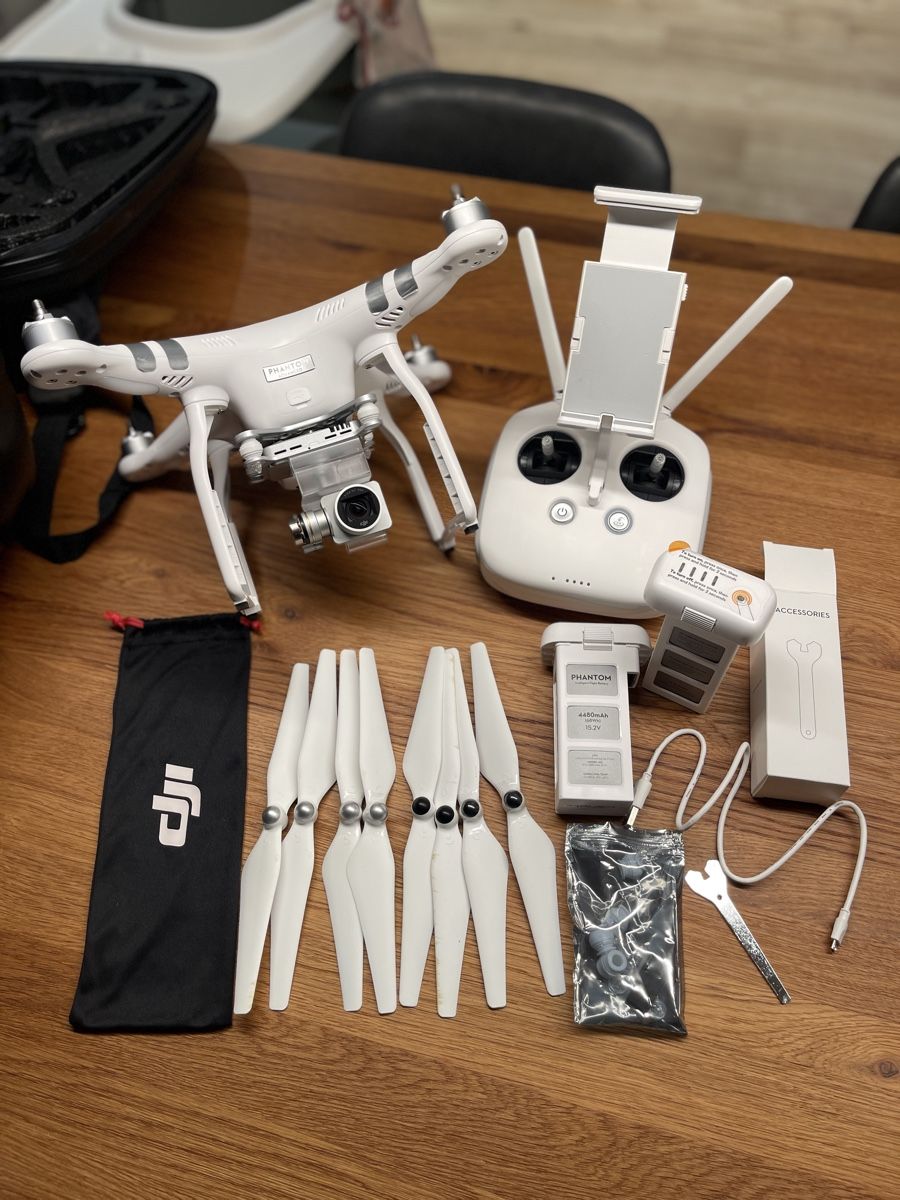 DJI Modellismo RC: DJI Phantom 3 Advanced – Usato da Frauenfeld venduto da G_Eric 1
