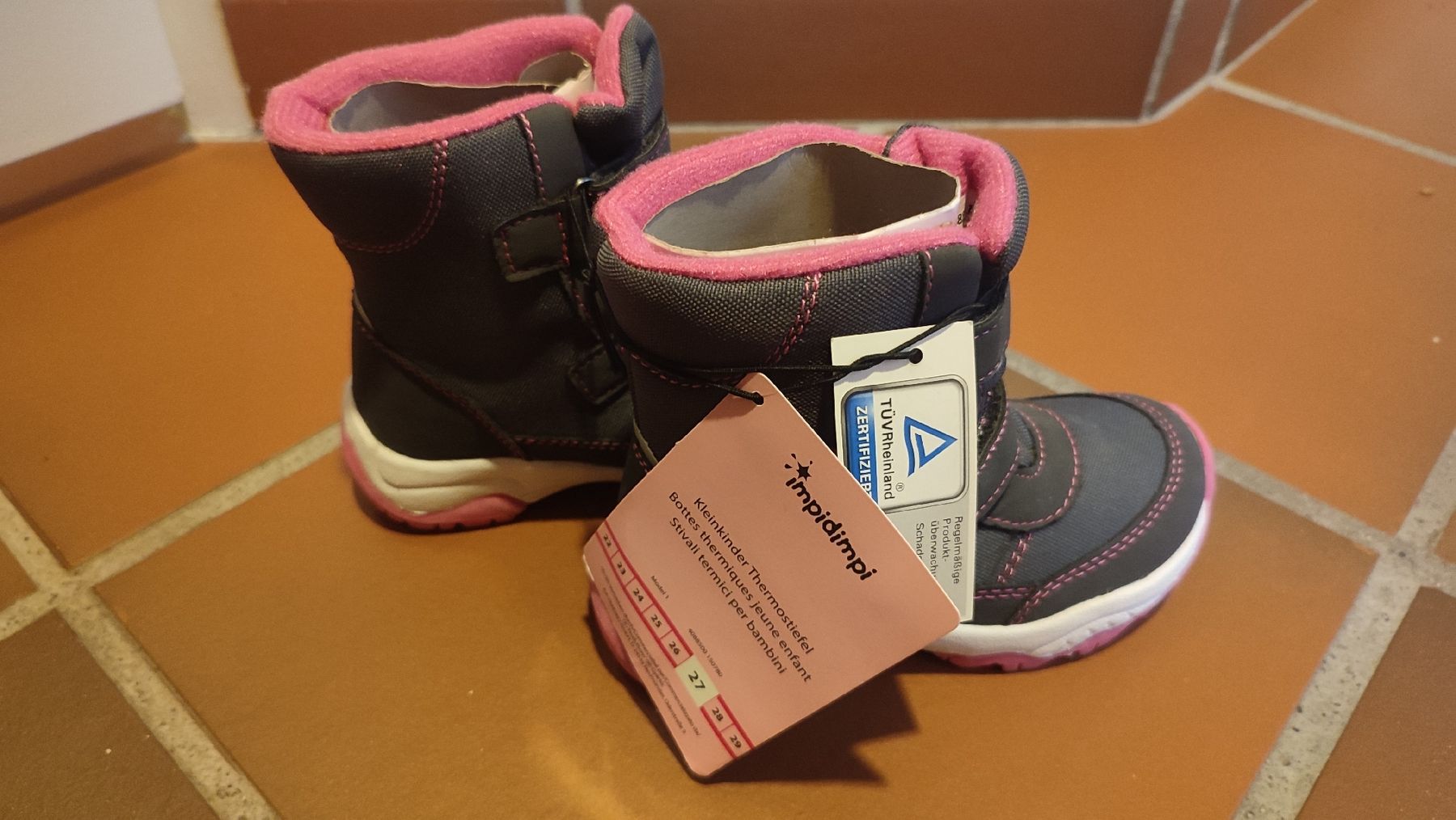 Schuhe für Mädchen: Winterschuhe neu Grösse 27 – Neu und originalverpackt aus Bäretswil von Gartenzwergin 1