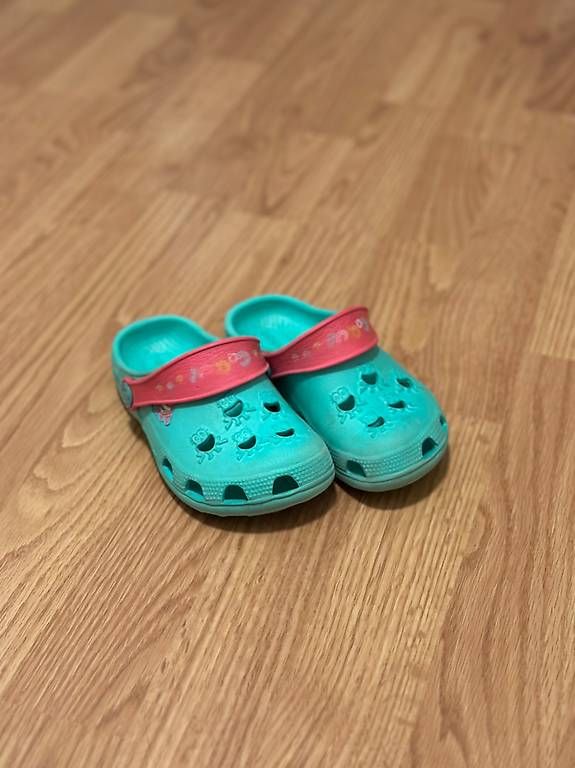 Chaussures garçon: Clogs Grösse 27/28 – D'occasion à Münsingen par Ziska001