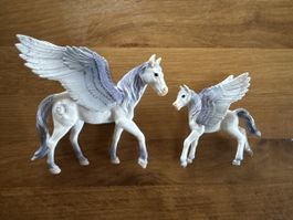 Pegasus Stute und Fohlen von Schleich
