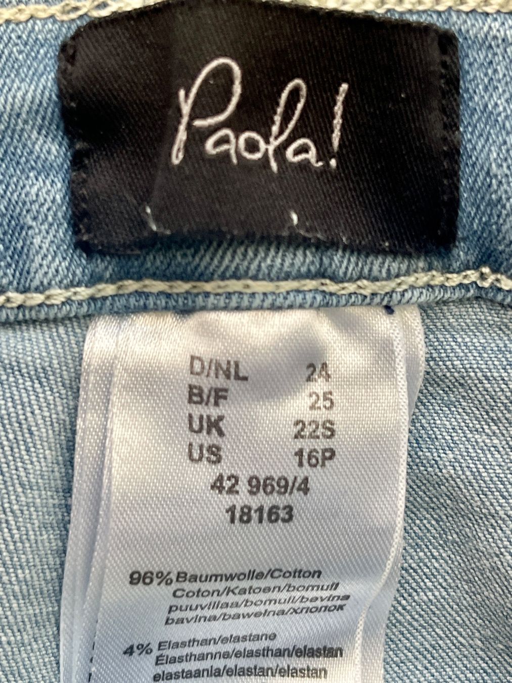 Jeans: Stretch- Bluejeans in Grösse 24 – Usato da Strengelbach venduto da Lucaernest 1