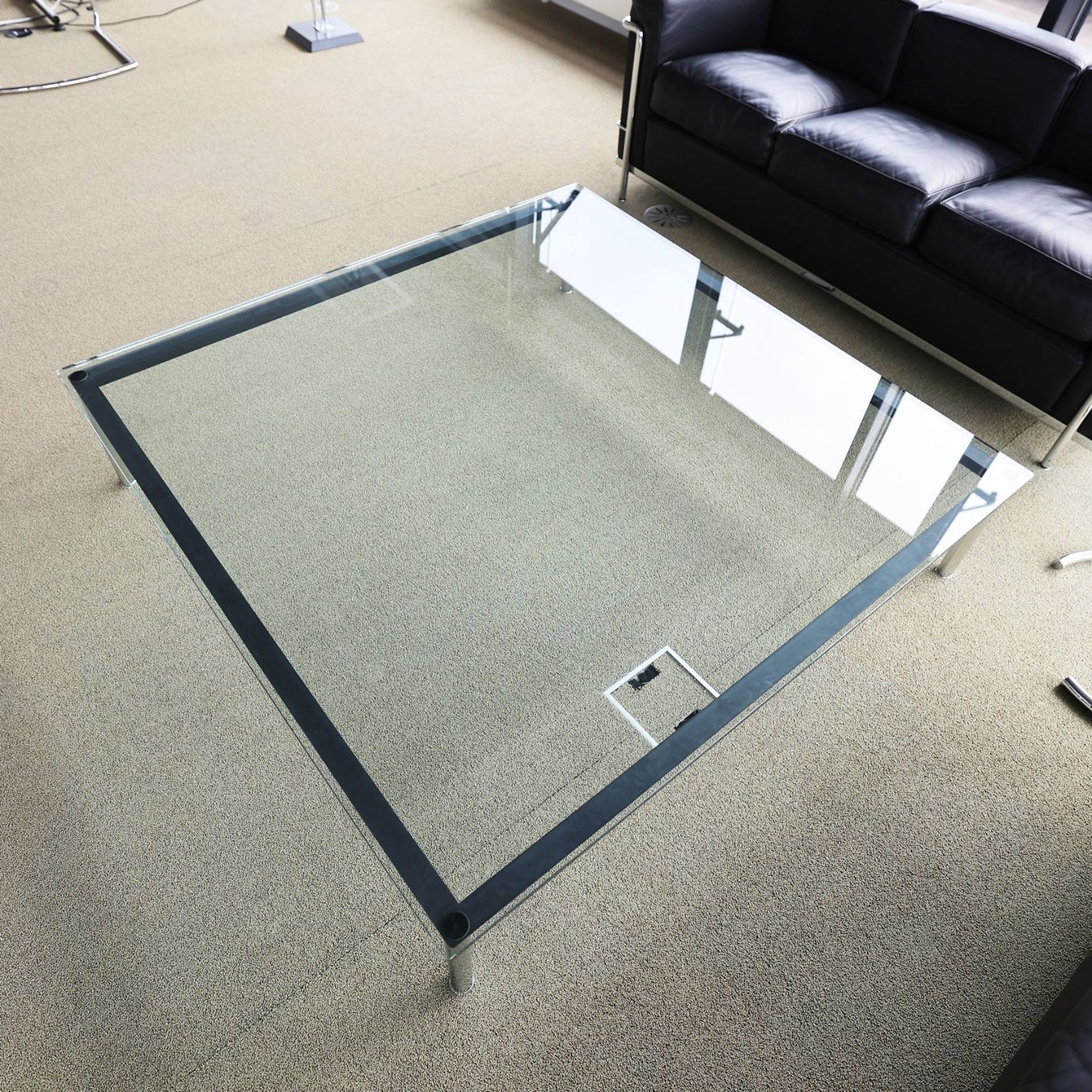 Cassina Tavoli: Cassina LC 10 Tisch – Usato da Zürich venduto da Zapro 2