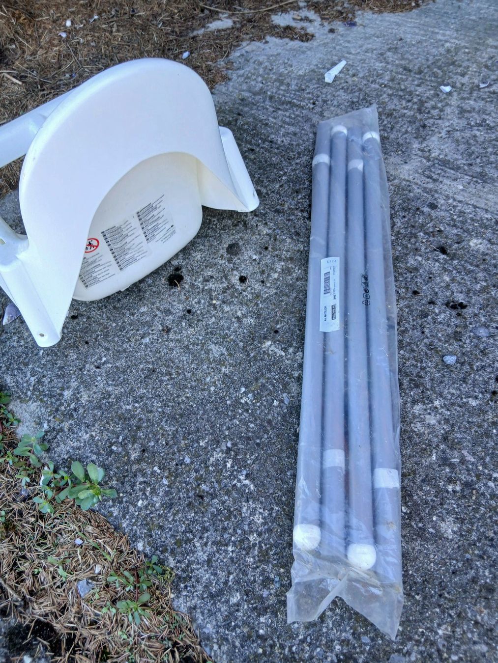 Ikea Seggioloni: Chaise haute  blanc, neuve – Nuovo e nell'imballaggio originale da Payerne venduto da jea_m6nb 6