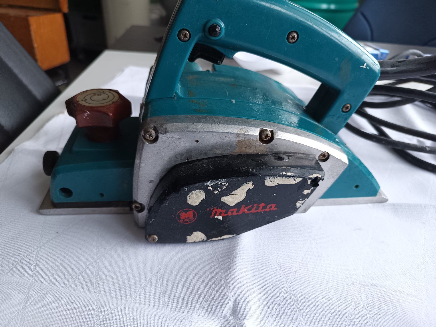 Makita Tutte le macchine: Makita Handhobel Hobel – Usato da Oberegg venduto da A-Z.Handel.Loehrer 3