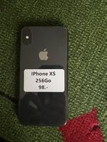 iPhone XS
