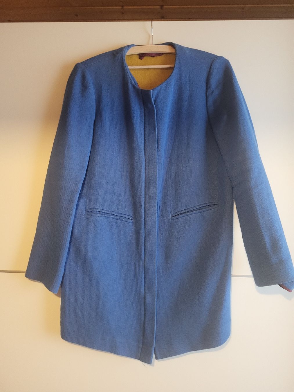 Benetton Jacken: Benetton Damen Übergangsjacke Blau einzigartig, ca. Grösse S – Gebraucht aus Malans GR von caroline_F.85