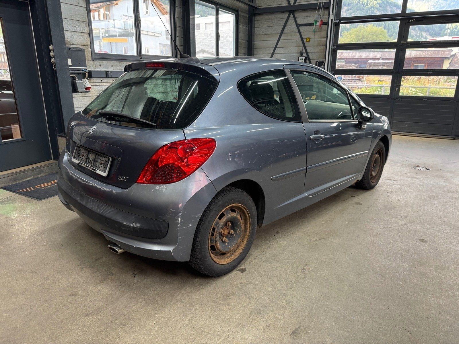 Peugeot Automobili: Peugeot 207 1.6i 16V – Usato da Sonnental venduto da gil_9tgc 4