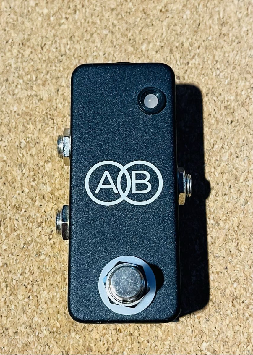 JHS Strumenti musicali: JHS AB Switch – Usato da St. Gallen venduto da Audiophil84