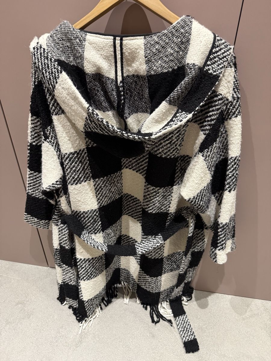 Cappotti: Max&Co Strickjacke / Mantel  Gr.S Schwarz/Weiss – Usato da Maienfeld venduto da griti666 2