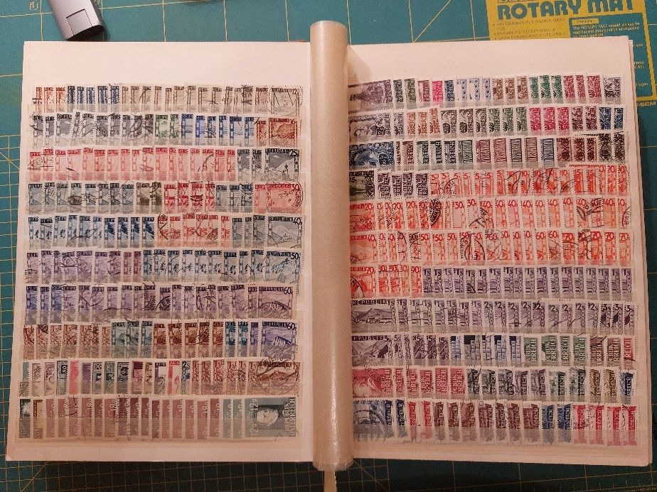 Tutti i francobolli: Briefmarkensammlung Österreich - 21 Doppelseiten übervoll – Usato da Bronschhofen venduto da Imsr 6
