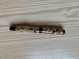 Füllfederhalter goldig, feiner Schrift, mit Konverter, 115 g