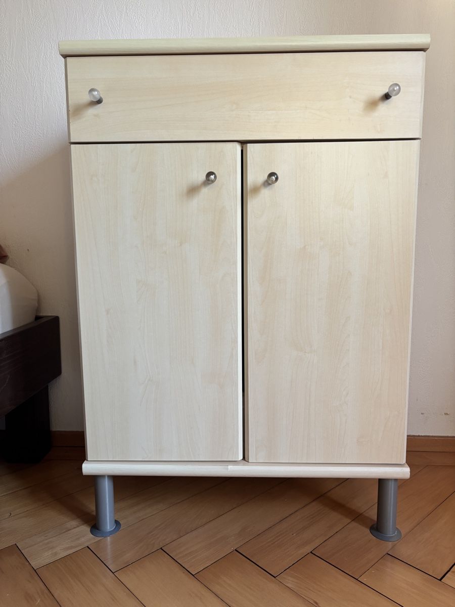 Commodes: Kommode 60x88x38 – D'occasion à St. Gallen par asf_yxl9 1