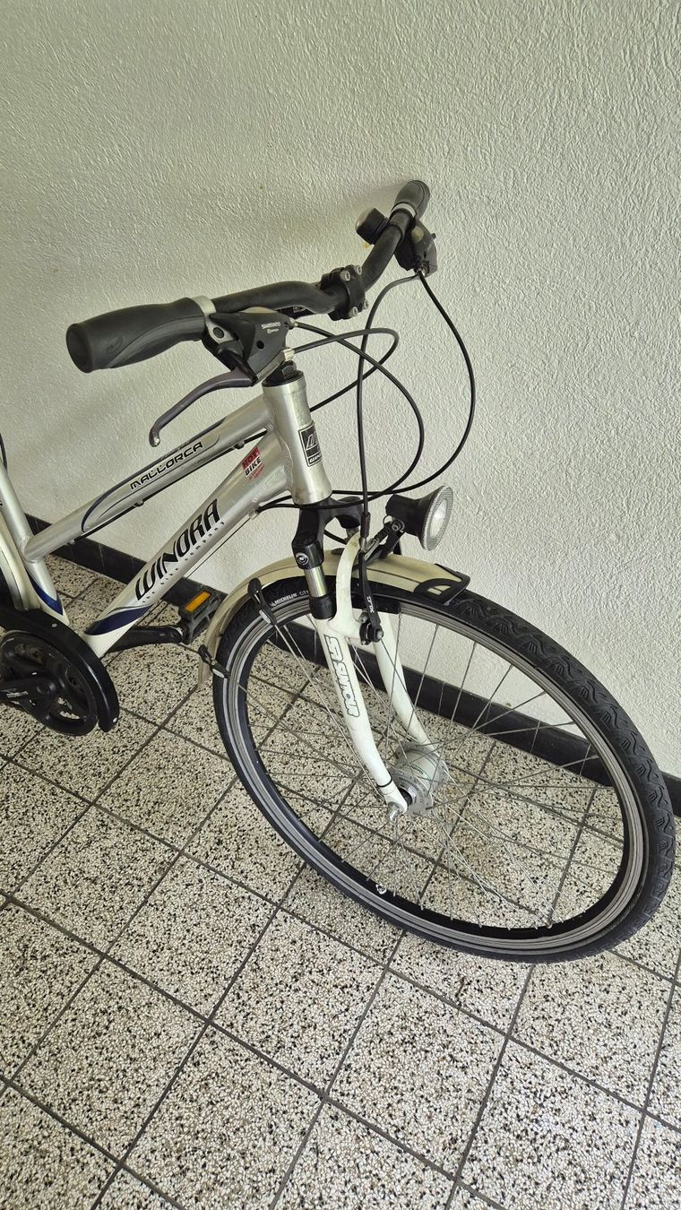 Winora Velos: Damenvelo / vélos dames Winora 2 – Gebraucht aus Basel von Cellostoffeli 1