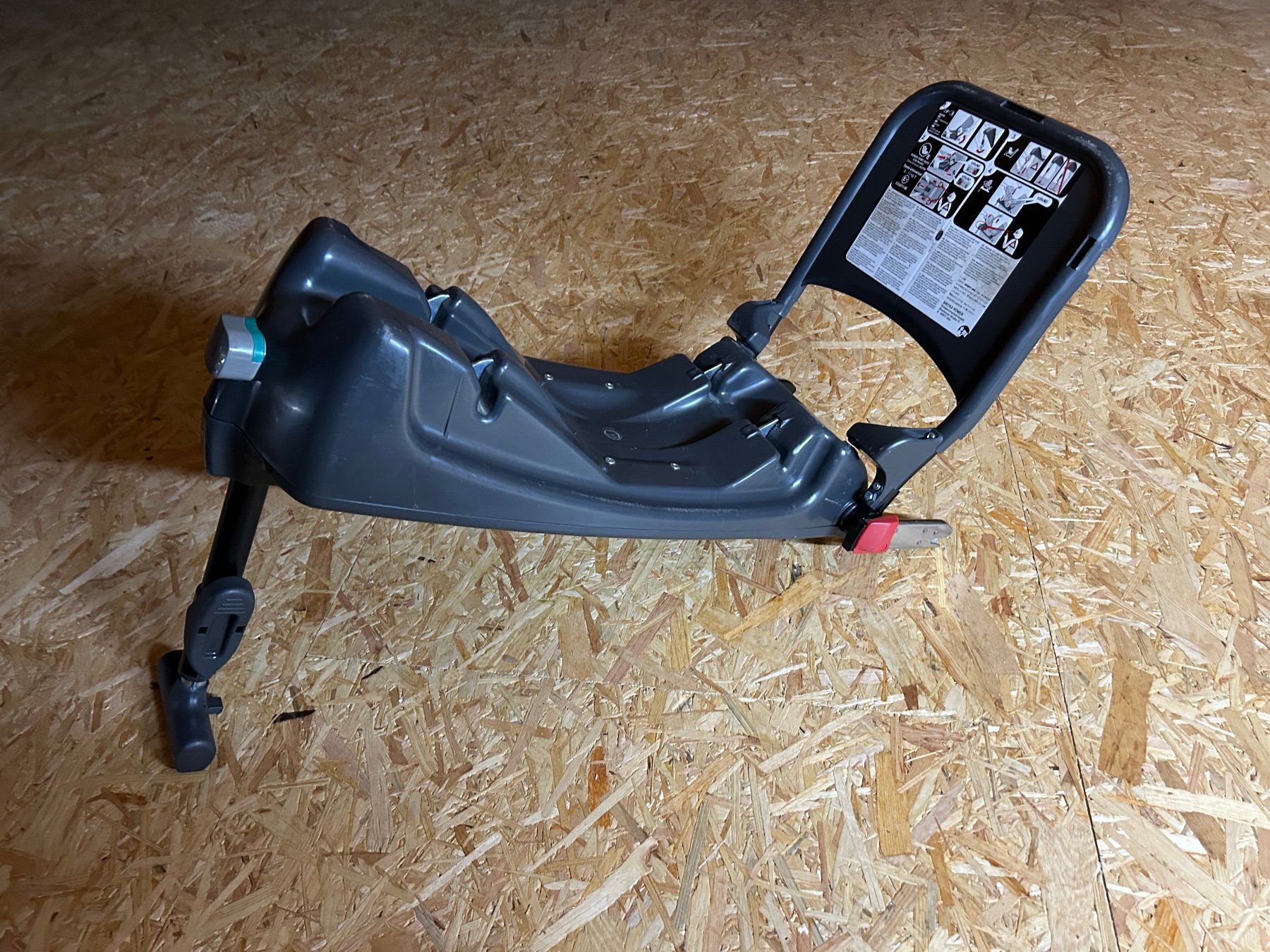 Britax Römer Seggiolini per auto: Isofixhalterung zu Römer-Babyschale – Usato da Rheinfelden venduto da mssg75