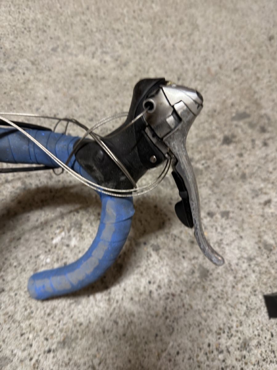 Ultegra Pezzi di ricambio: Shimano Ultrega + Lenker – Usato da Zürich venduto da Rocola26 1