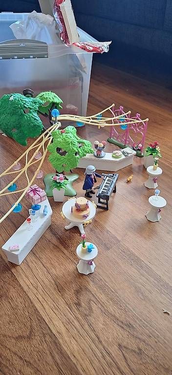 Spielzeuge: Hochzeitspartylocation von Playmobil – Gebraucht aus Gonten von rekogo 1