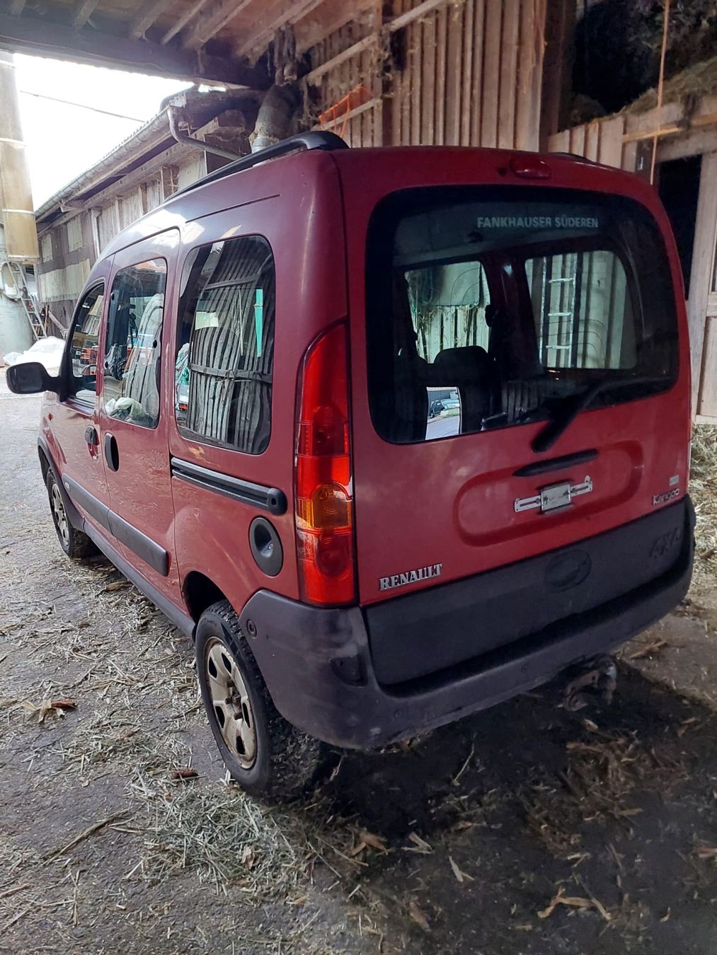 Automobili: Renault Kangoo – Usato da Unterseen venduto da 34unterseen34 1