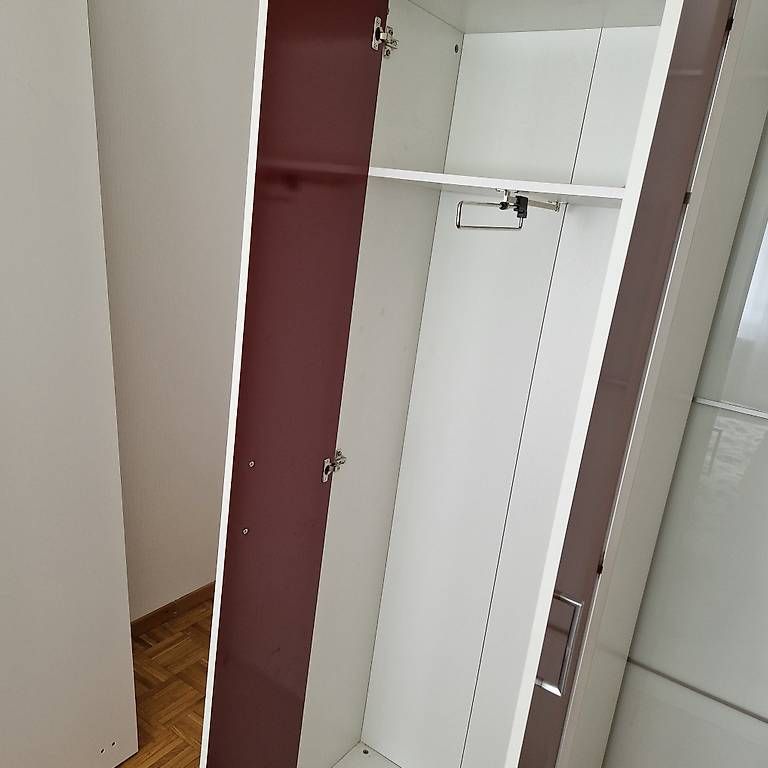 Schränke: Petite armoire d'entrée – Gebraucht aus Epalinges von eri_66r6 1