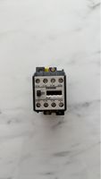 Contacteur Siemens 3TH80 22E - 110V AC