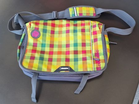 😜 statt 59.- Coocazoo HangDang Schultertasche/Laptoptasche