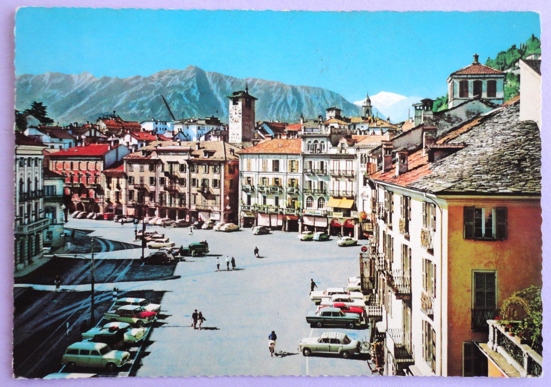Cartoline postali: Locarno - Piazza Grande – Usato da Fétigny venduto da Billy2miny