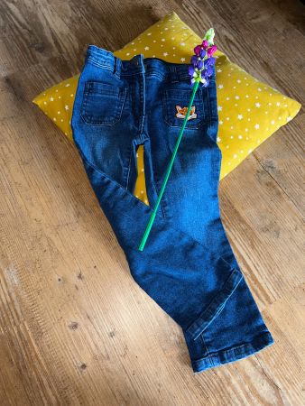Jeans 98/104 - neuwertig