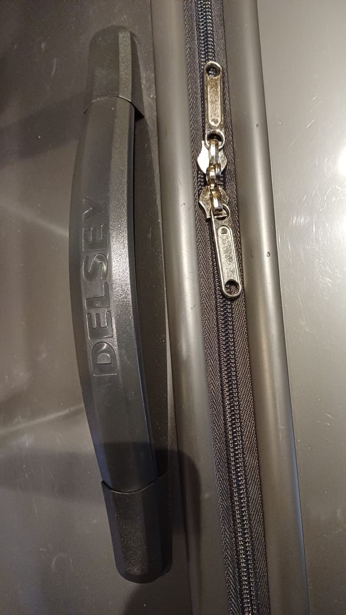 Delsey Valigie: Grande valise Delsey – Usato da Sion venduto da isa_j6wt 4