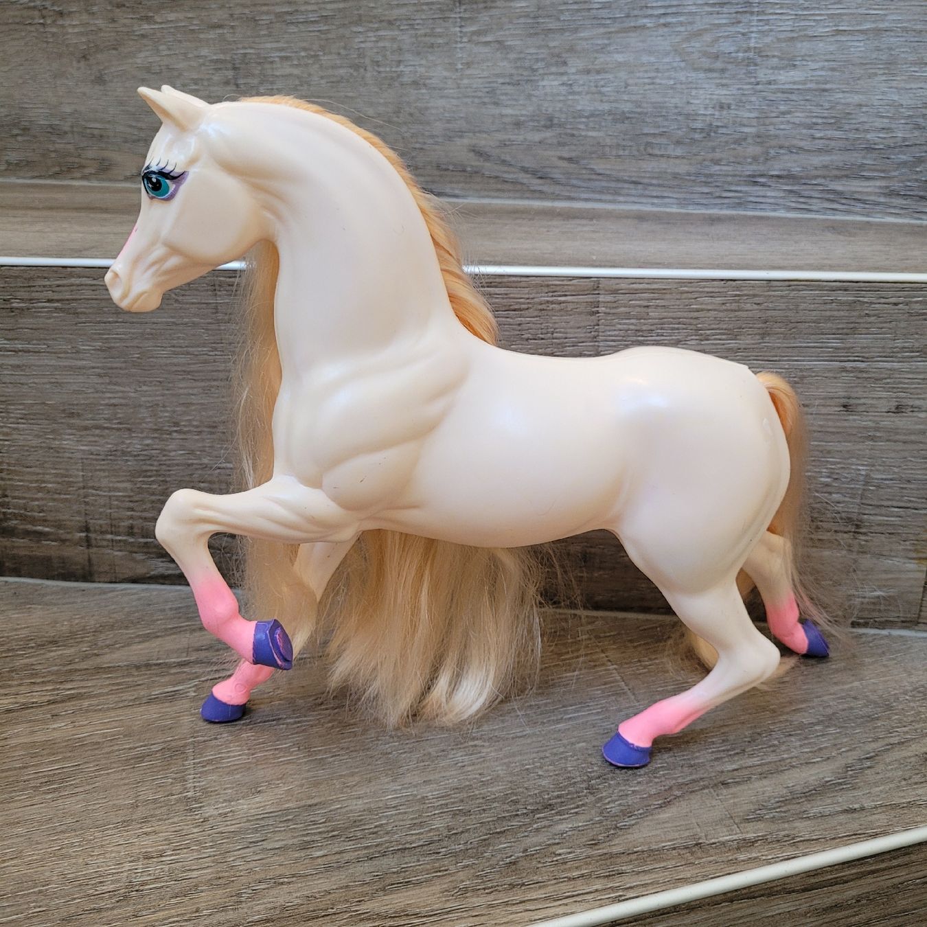 Giocattoli: Barbie Pferd Buttetfly und Puppe – Usato da Niederbuchsiten venduto da klengyel 5