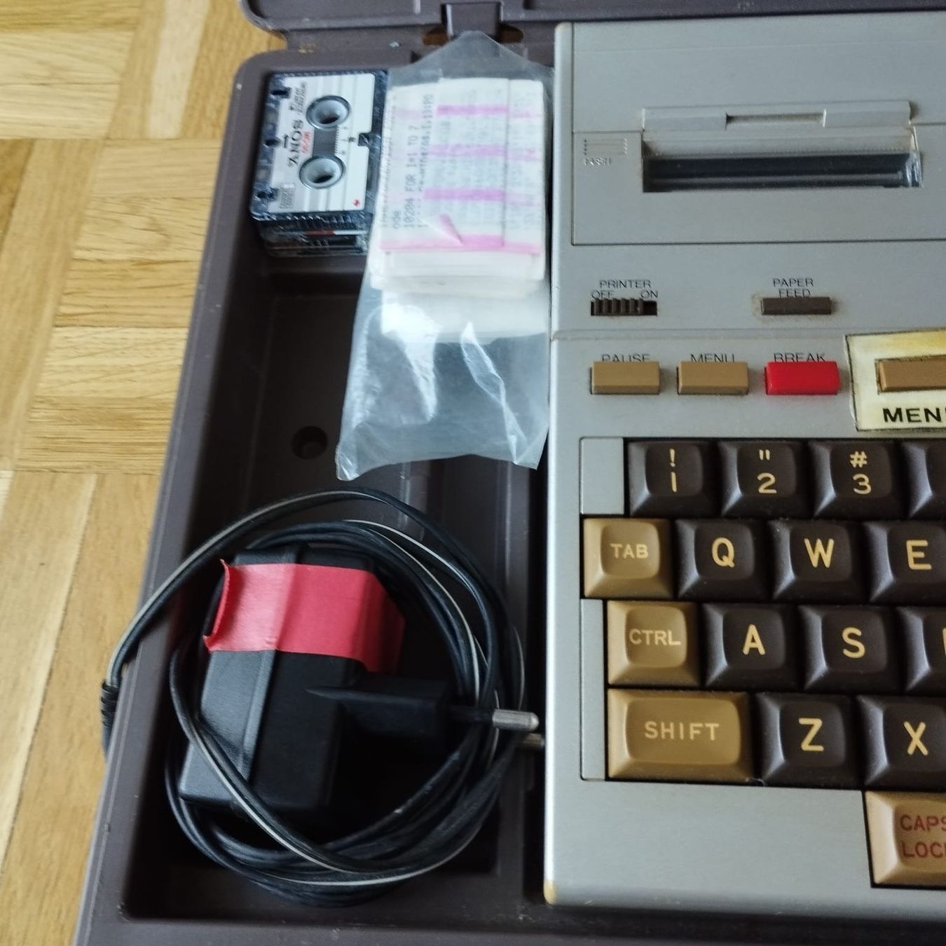 PC: EPSON HX 20 - premier ordinateur portable 1980 – Usato da Meyrin venduto da mumen 5