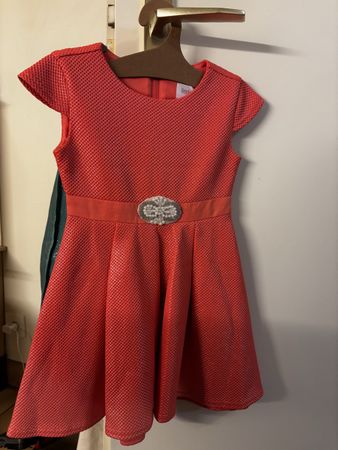 NEW robe 2 ans