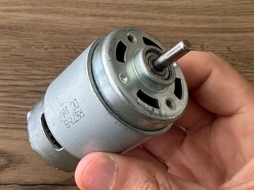 Motori: RS775S 18V DC Motor – Usato da Chur venduto da coskun