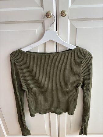 Rib Knit in M size NP: 49.