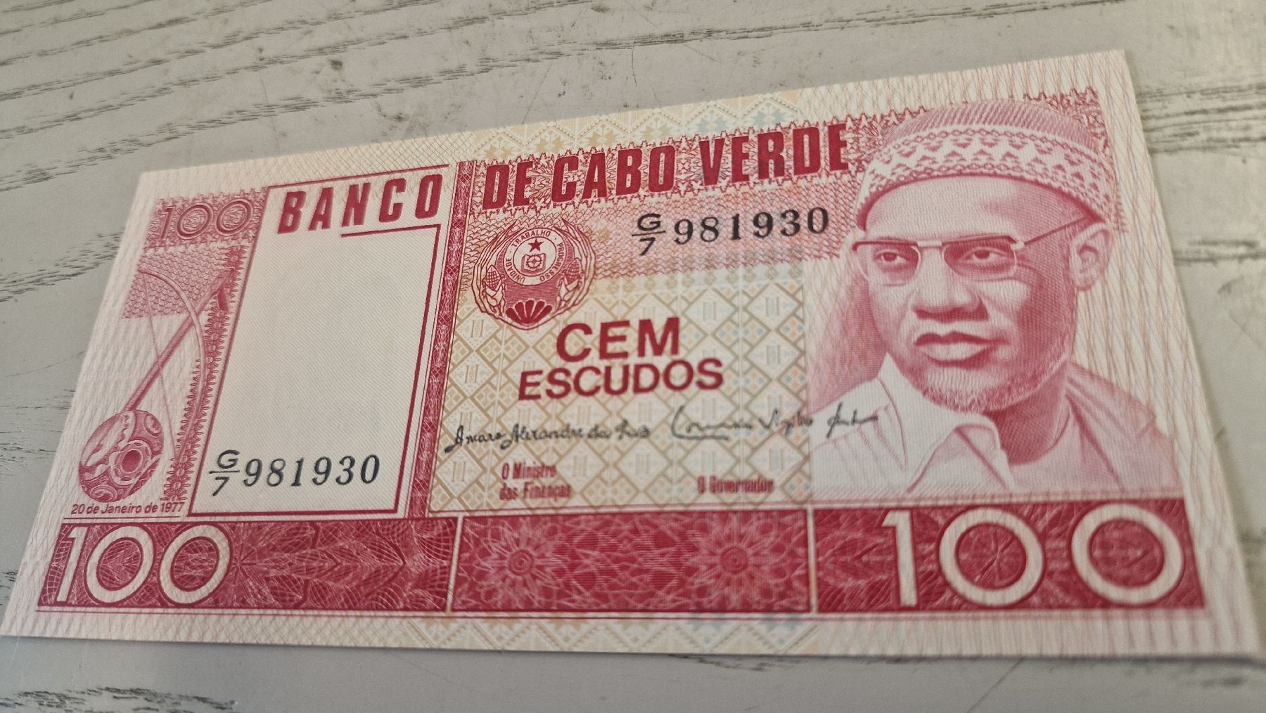 Banconote: 100 Escudos Cabo Verde 20 Januar 1977 Banknote  – Nuovo e nell'imballaggio originale da Herisau venduto da Antiques.AR