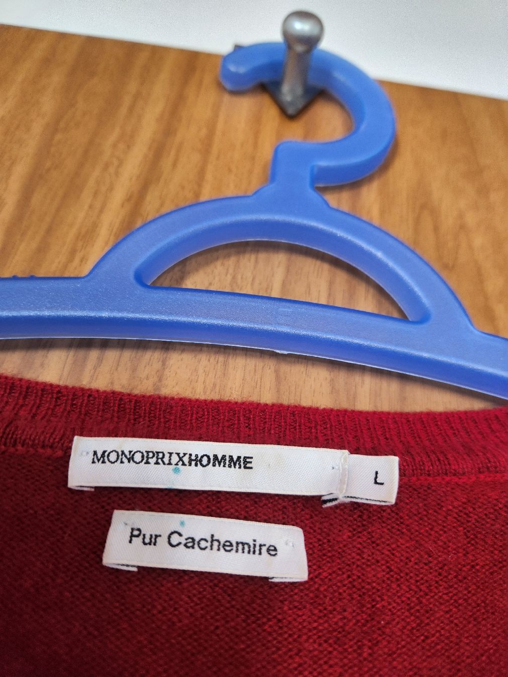 Maglioni & Felpe: Pull Homme Monoprix Cachemire Rouge Taille L Défaut – Usato da Niedergösgen venduto da Eva2410 3