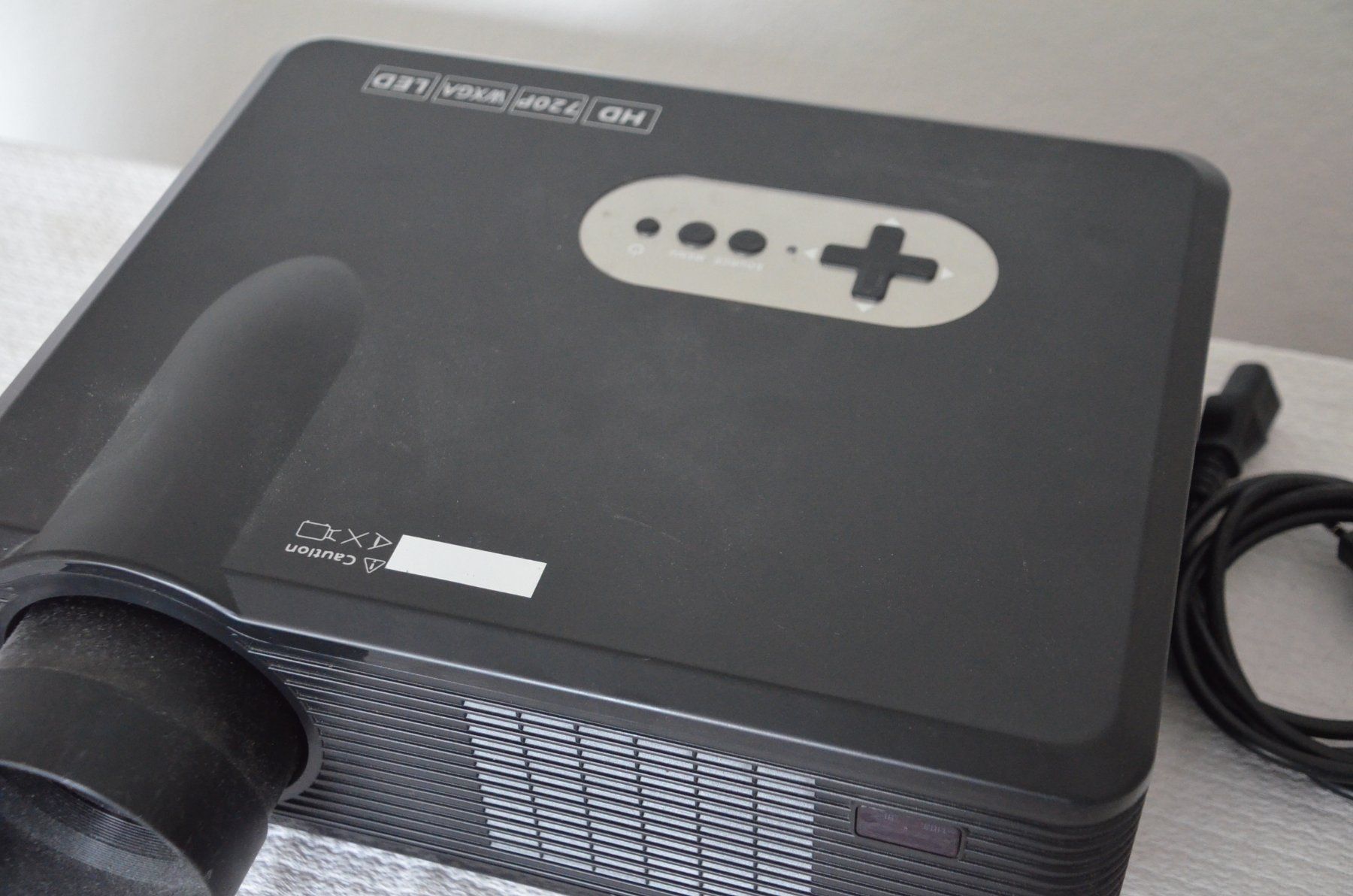 Home Cinema: LED Projektor / projecteur CL720D HDMI – Usato da Collonges venduto da arashee 2