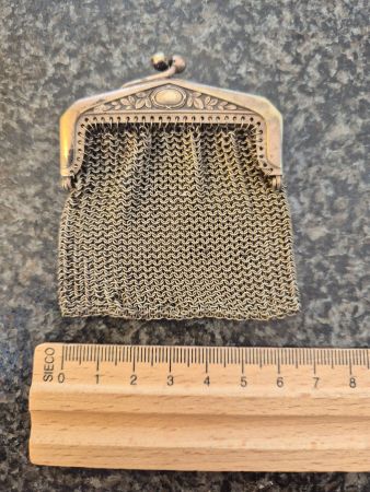 Kleines Vintage Täschchen Zustand gemäss Bilder