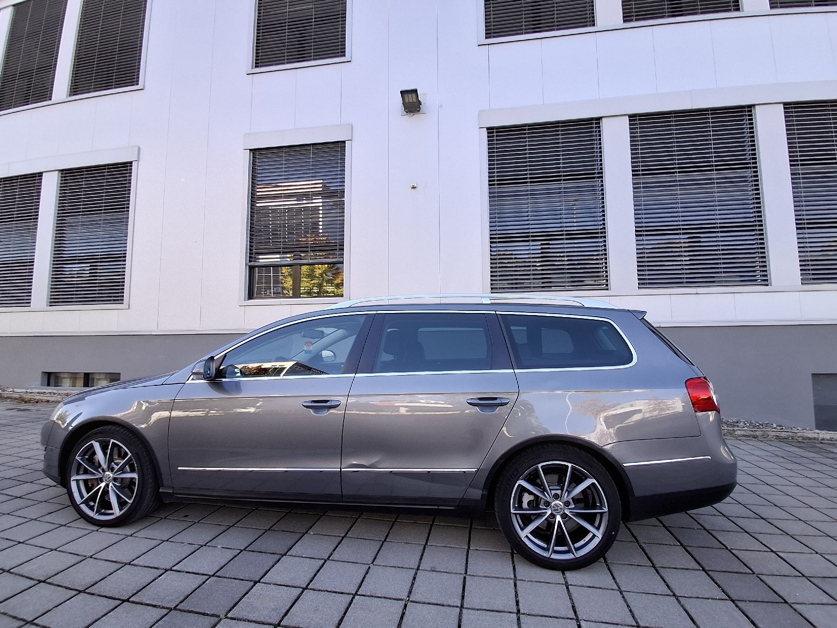 VW Autos: Passat 3.2FSI V6 4Motion – D'occasion à Bronschhofen par ibr_6kyn 6